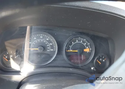 2014 Jeep Patriot Sport z USA, uszkodzony, nr VIN 1C4NJPBA7ED545078